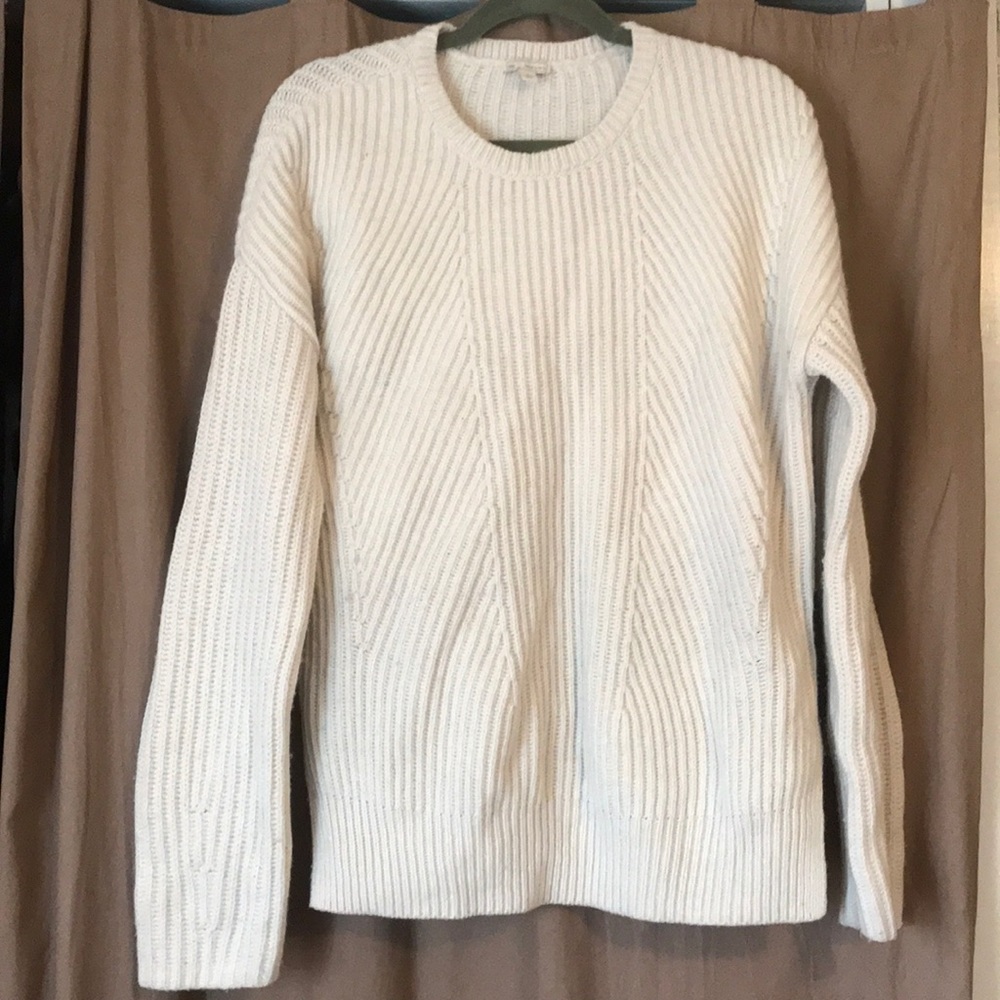 Women’s sweater